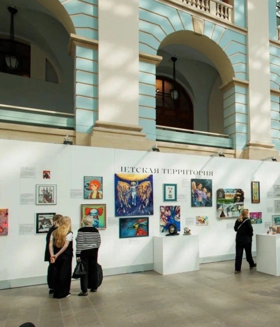 Работа Мельниковой Юны вошла в экспозицию раздела юных художников на ярмарке современного искусства Art Russia в Гостином дворе!