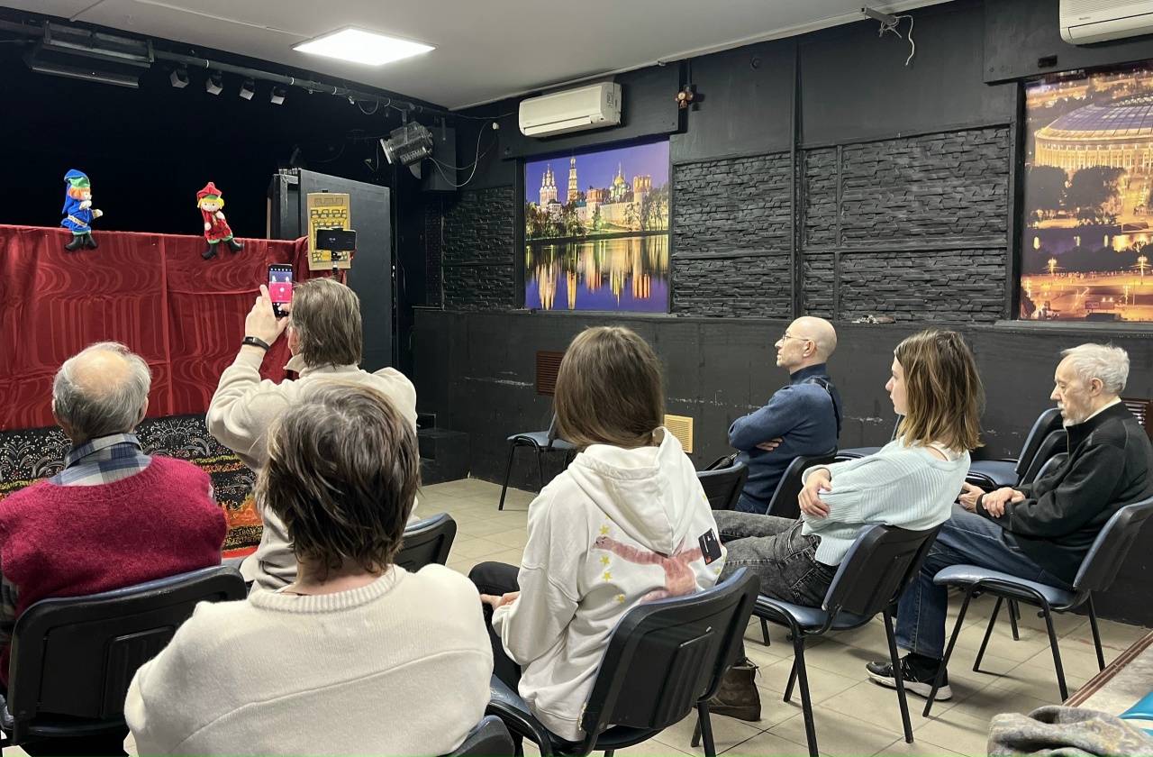 Кукольный театр московского долголетия 