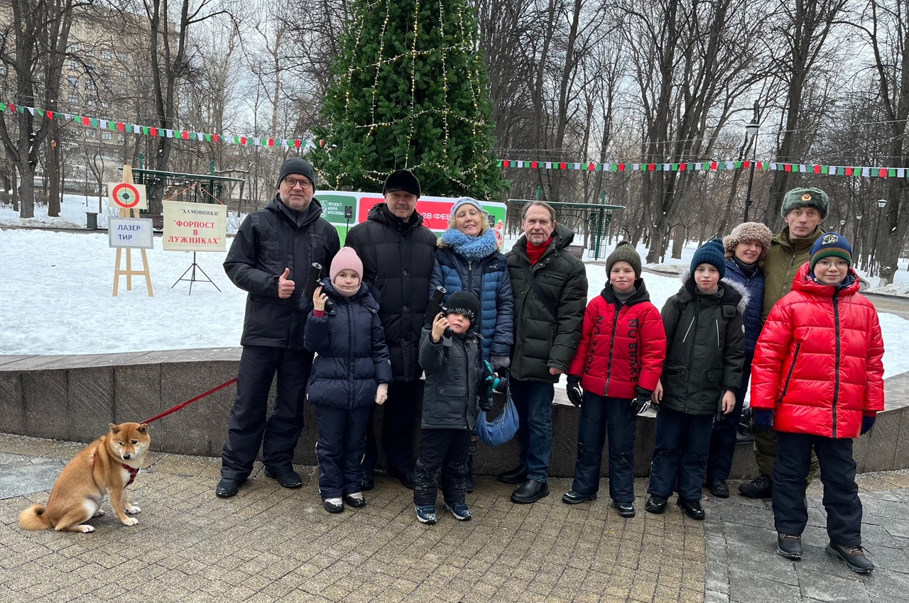 Лазер тир на фестивальной площадке программы «Зима в Москве»