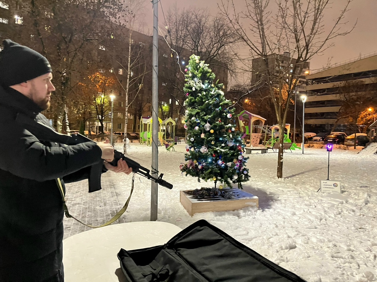 Лазерный тир на окружной площадке программы Мэра Москвы «Зима в Москве»