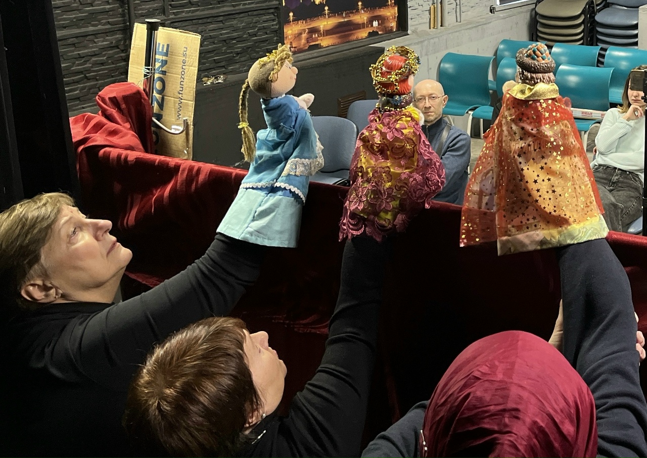 Кукольный театр московского долголетия 